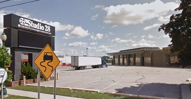 Studio 28 - 2011 Street View (newer photo)